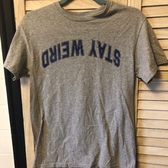 Stay Weird tee - Picture 1 of 1